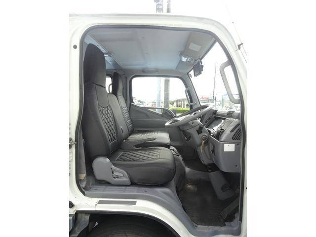 三菱ふそうキャンターダブルキャブ（Wキャブ）小型（2t・3t）[写真22]