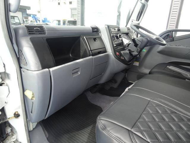 三菱ふそうキャンターダブルキャブ（Wキャブ）小型（2t・3t）[写真31]