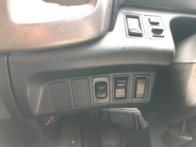 日野レンジャー冷凍車（冷蔵車）中型（4t）[写真16]