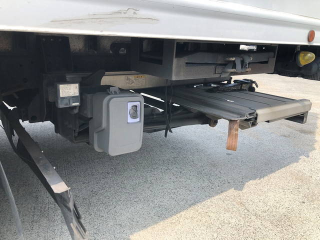 日野レンジャー冷凍車（冷蔵車）中型（4t）[写真30]