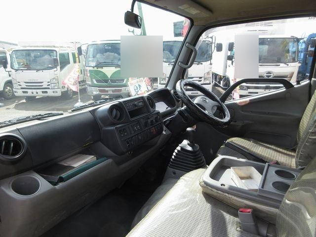 トヨタダイナダブルキャブ（Wキャブ）中型（4t）[写真24]