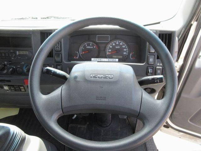 いすゞエルフセーフティローダー小型（2t・3t）[写真25]