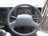 いすゞエルフセーフティローダー小型（2t・3t）[写真26]