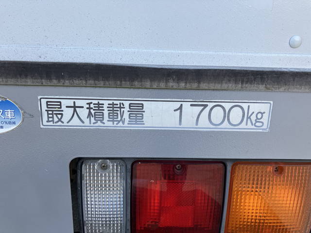 三菱ふそうキャンターパネルウイング小型（2t・3t）[写真14]