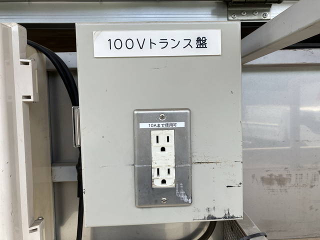 三菱ふそうキャンターパネルウイング小型（2t・3t）[写真18]