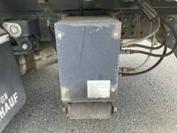 三菱ふそうキャンターパネルウイング小型（2t・3t）[写真21]