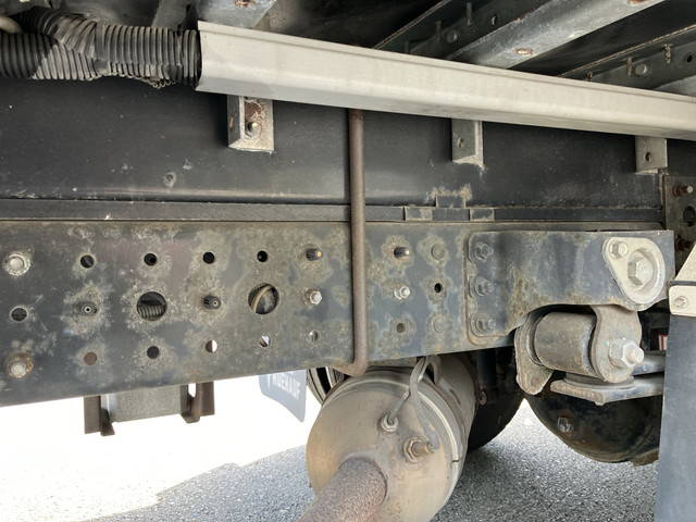 三菱ふそうキャンターパネルウイング小型（2t・3t）[写真25]