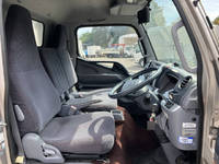 三菱ふそうキャンターパネルウイング小型（2t・3t）[写真34]