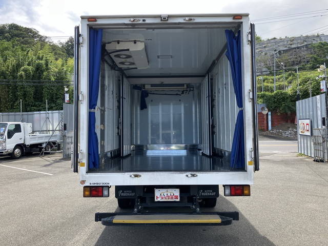 いすゞエルフ冷凍車（冷蔵車）小型（2t・3t）[写真11]