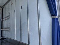 いすゞエルフ冷凍車（冷蔵車）小型（2t・3t）[写真16]