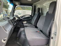 いすゞエルフ冷凍車（冷蔵車）小型（2t・3t）[写真32]