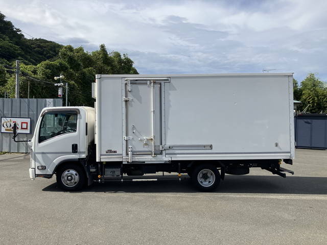 いすゞエルフ冷凍車（冷蔵車）小型（2t・3t）[写真05]