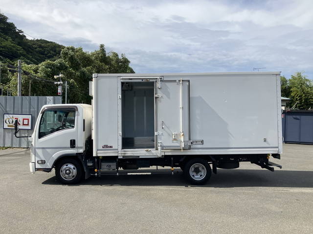 いすゞエルフ冷凍車（冷蔵車）小型（2t・3t）[写真06]