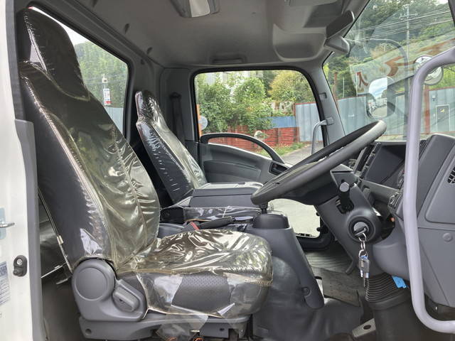 いすゞフォワードクレーン4段中型（4t）[写真34]