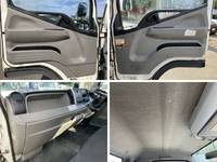 三菱ふそうキャンタークレーン4段小型（2t・3t）[写真32]