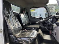 三菱ふそうキャンタークレーン4段小型（2t・3t）[写真34]