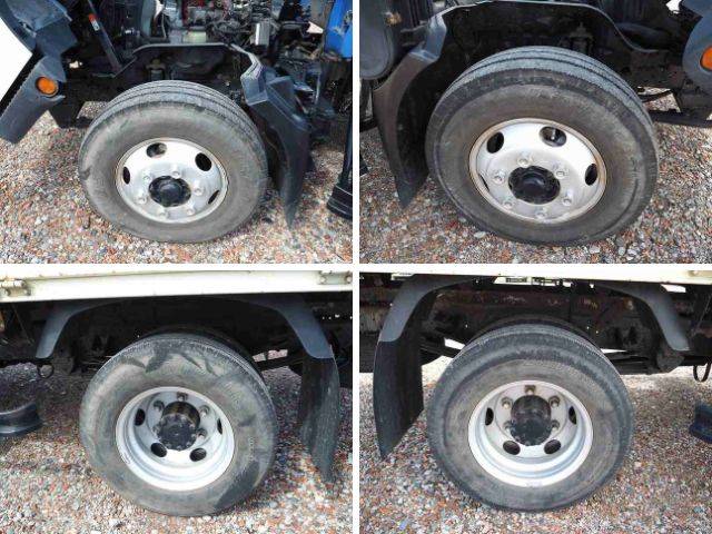 日野デュトロクレーン4段小型（2t・3t）[写真23]