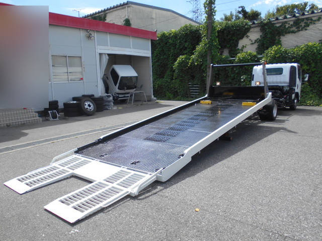 いすゞエルフセーフティローダー小型（2t・3t）[写真02]