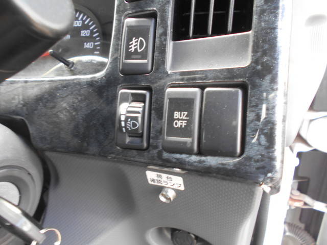 いすゞエルフセーフティローダー小型（2t・3t）[写真27]