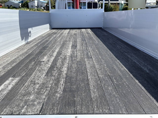 三菱ふそうファイタークレーン5段増トン（6t・8t）[写真12]