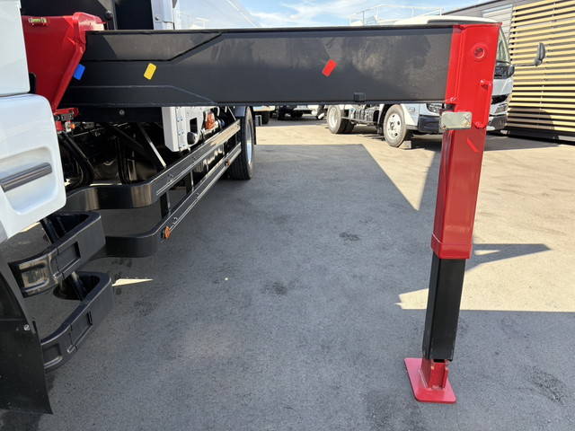 三菱ふそうファイタークレーン5段増トン（6t・8t）[写真17]