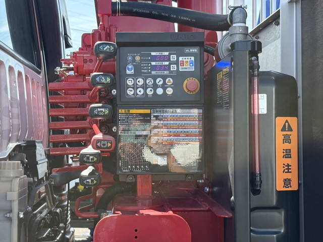 三菱ふそうファイタークレーン5段増トン（6t・8t）[写真18]