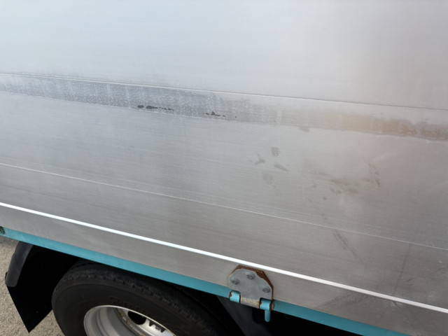 日野デュトロアルミブロック小型（2t・3t）[写真17]