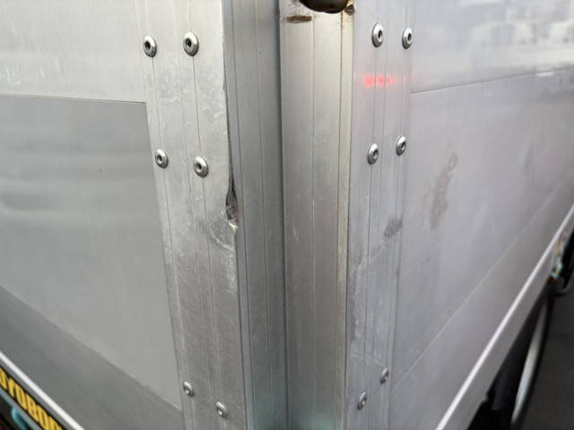 日野デュトロアルミブロック小型（2t・3t）[写真21]