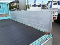 日野デュトロアルミブロック小型（2t・3t）[写真10]