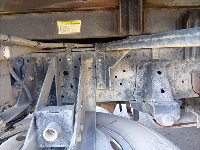 いすゞエルフローダーダンプ小型（2t・3t）[写真17]