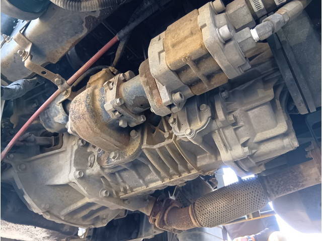 いすゞエルフローダーダンプ小型（2t・3t）[写真20]