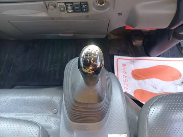 いすゞエルフローダーダンプ小型（2t・3t）[写真24]