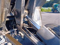 いすゞエルフローダーダンプ小型（2t・3t）[写真10]