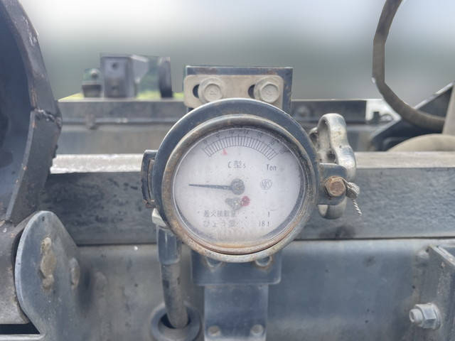 日野プロフィアダンプ大型（10t）[写真20]