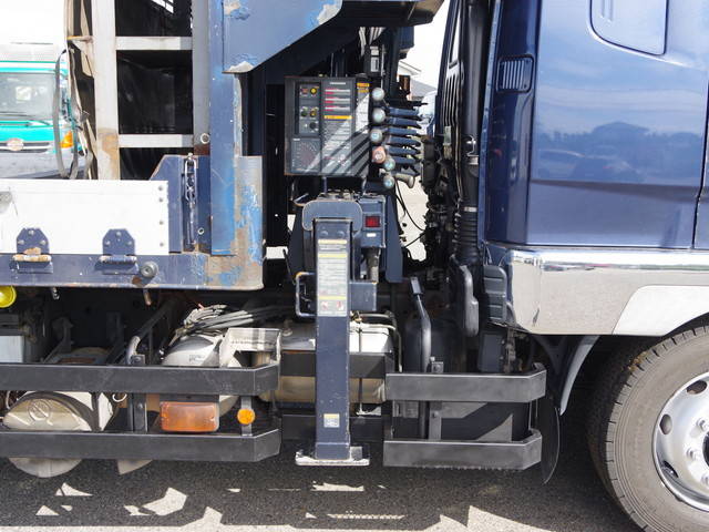 三菱ふそうファイターセーフティクレーン4段増トン（6t・8t）[写真14]