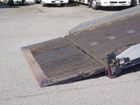 三菱ふそうファイターセーフティクレーン4段増トン（6t・8t）[写真17]