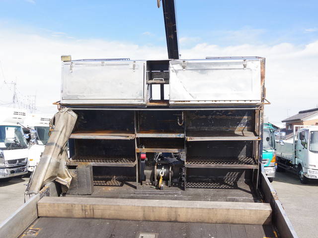 三菱ふそうファイターセーフティクレーン4段増トン（6t・8t）[写真19]