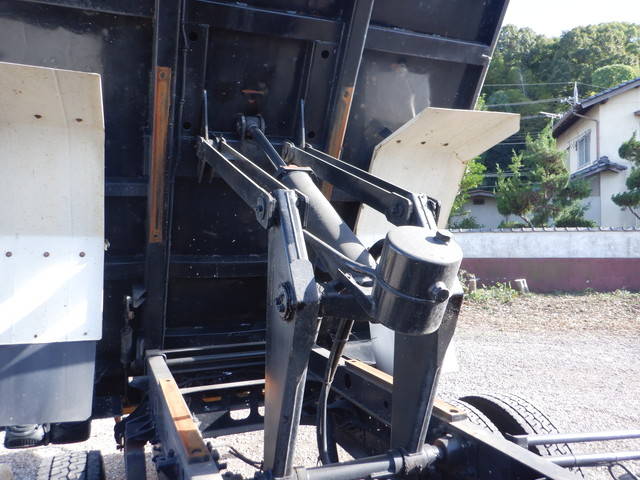 日野レンジャーダンプ中型（4t）[写真12]