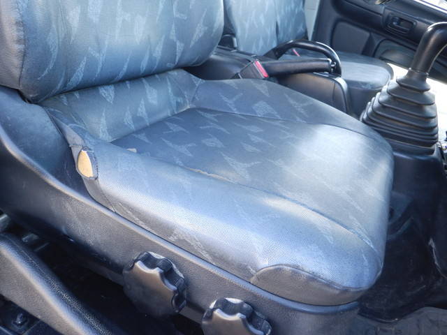 日野レンジャーダンプ中型（4t）[写真30]