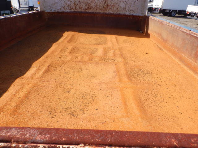 日野レンジャーダンプ中型（4t）[写真09]