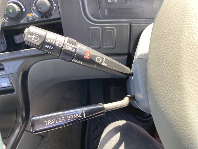 三菱ふそうスーパーグレートトレーラーヘッド（トラクターヘッド）大型（10t）[写真21]