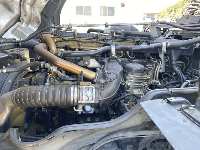 三菱ふそうスーパーグレートトレーラーヘッド（トラクターヘッド）大型（10t）[写真22]