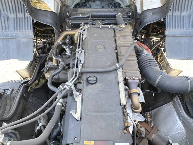 三菱ふそうスーパーグレートトレーラーヘッド（トラクターヘッド）大型（10t）[写真23]