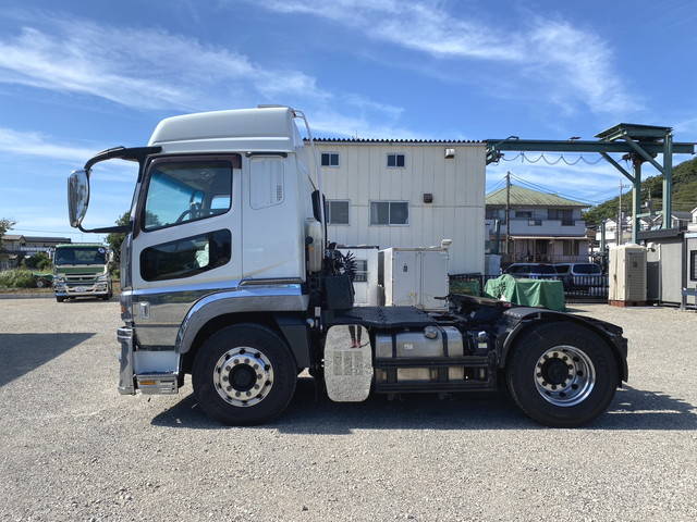 三菱ふそうスーパーグレートトレーラーヘッド（トラクターヘッド）大型（10t）[写真05]
