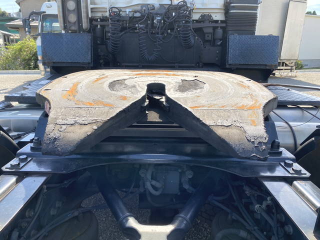 三菱ふそうスーパーグレートトレーラーヘッド（トラクターヘッド）大型（10t）[写真09]