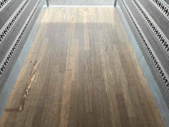 三菱ふそうキャンターアルミバン小型（2t・3t）[写真13]