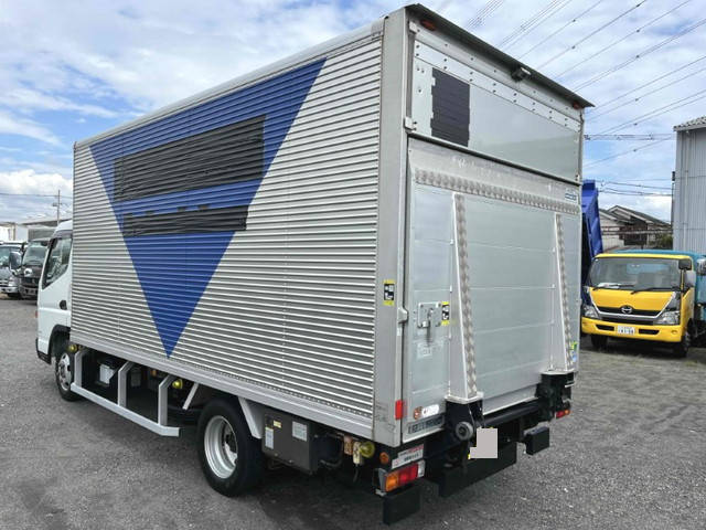 三菱ふそうキャンターアルミバン小型（2t・3t）[写真02]