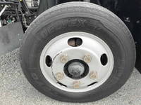 三菱ふそうキャンターアルミバン小型（2t・3t）[写真28]