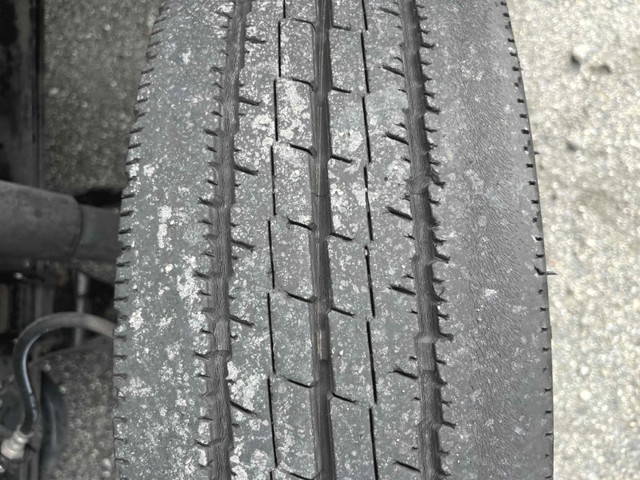 三菱ふそうキャンターアルミバン小型（2t・3t）[写真29]