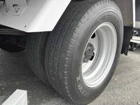 三菱ふそうキャンターアルミバン小型（2t・3t）[写真30]